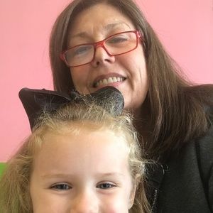 Meet your Posher, Linda